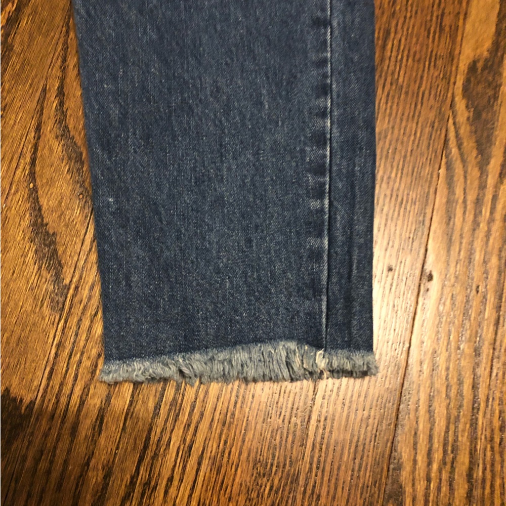 Lucky Brand “Drew” Cropped Mom Jean - Picture 9 of 9